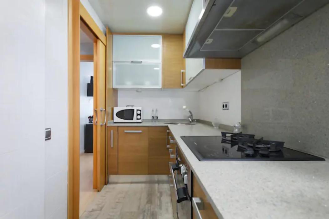 Apartamento Playa Con Piscina Parking Y 2 Habitac Castelldefels Eksteriør billede