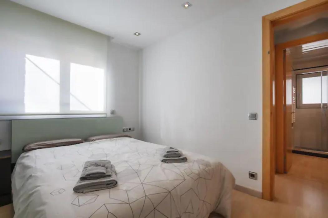 Apartamento Playa Con Piscina Parking Y 2 Habitac Lejlighed Castelldefels Eksteriør billede